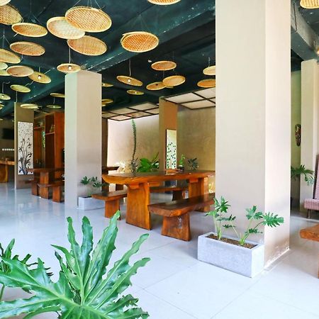 Koi Hotel And Residence Денпасар Екстериор снимка