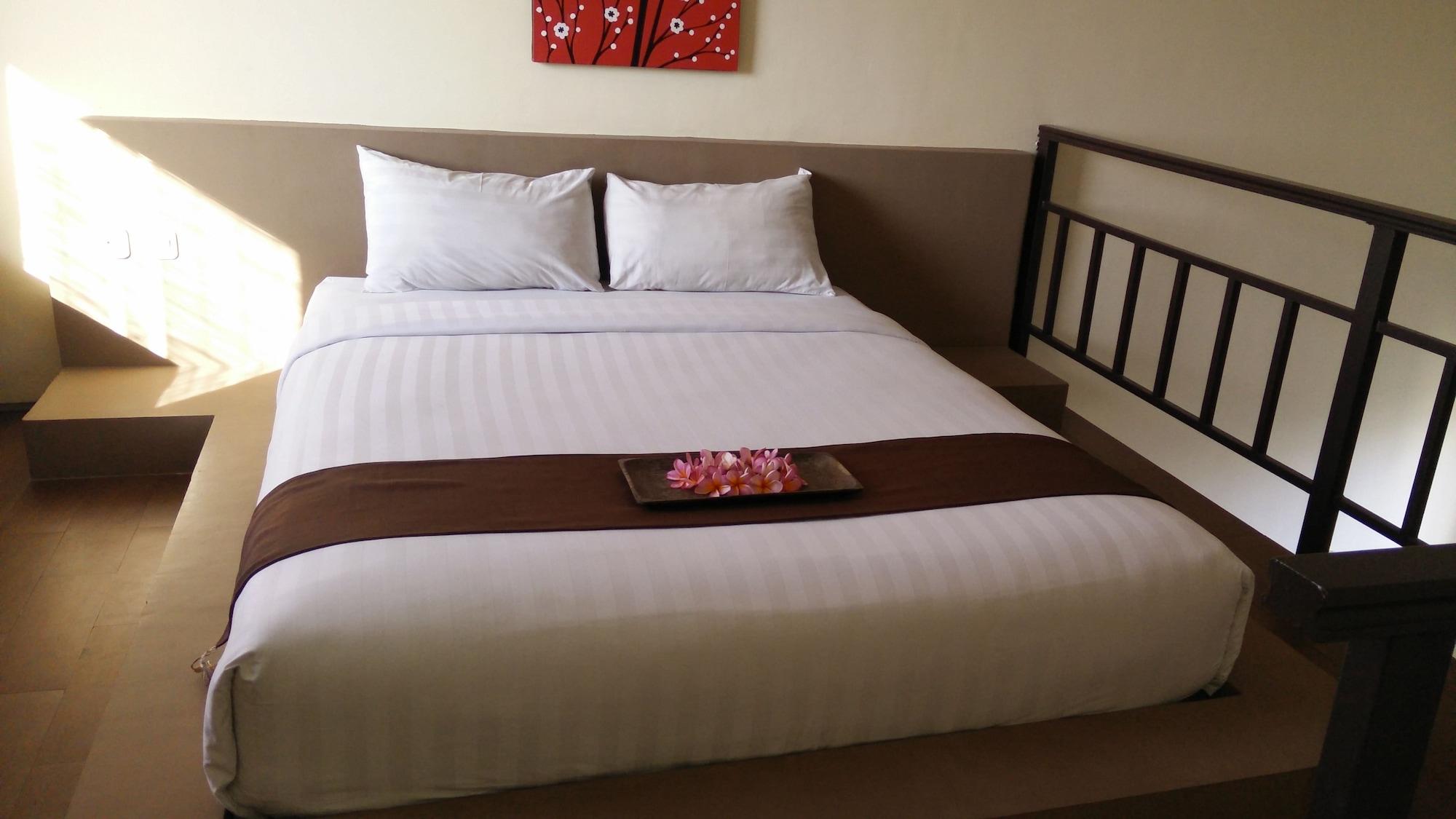 Koi Hotel And Residence Денпасар Екстериор снимка