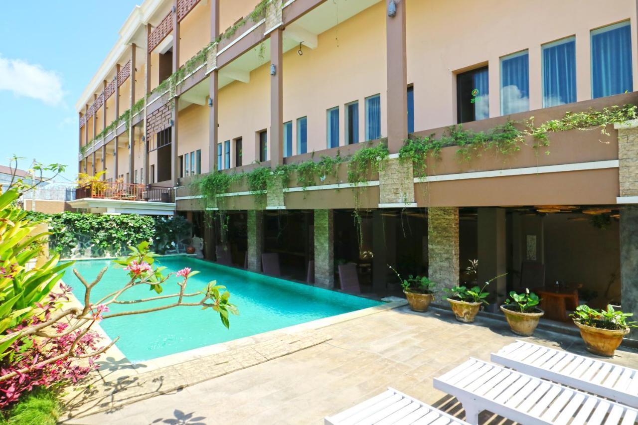 Koi Hotel And Residence Денпасар Екстериор снимка