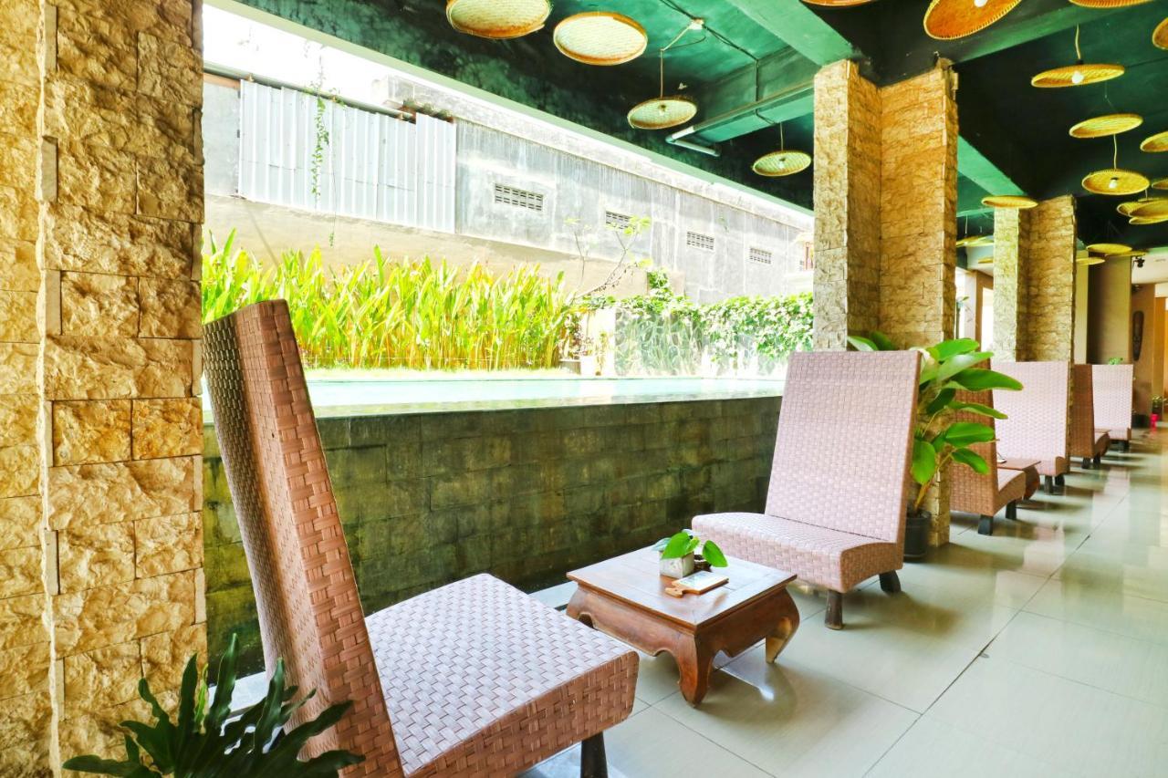 Koi Hotel And Residence Денпасар Екстериор снимка